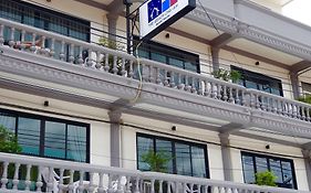 เดอะ บีช ชะอำ เกสต์เฮาส์